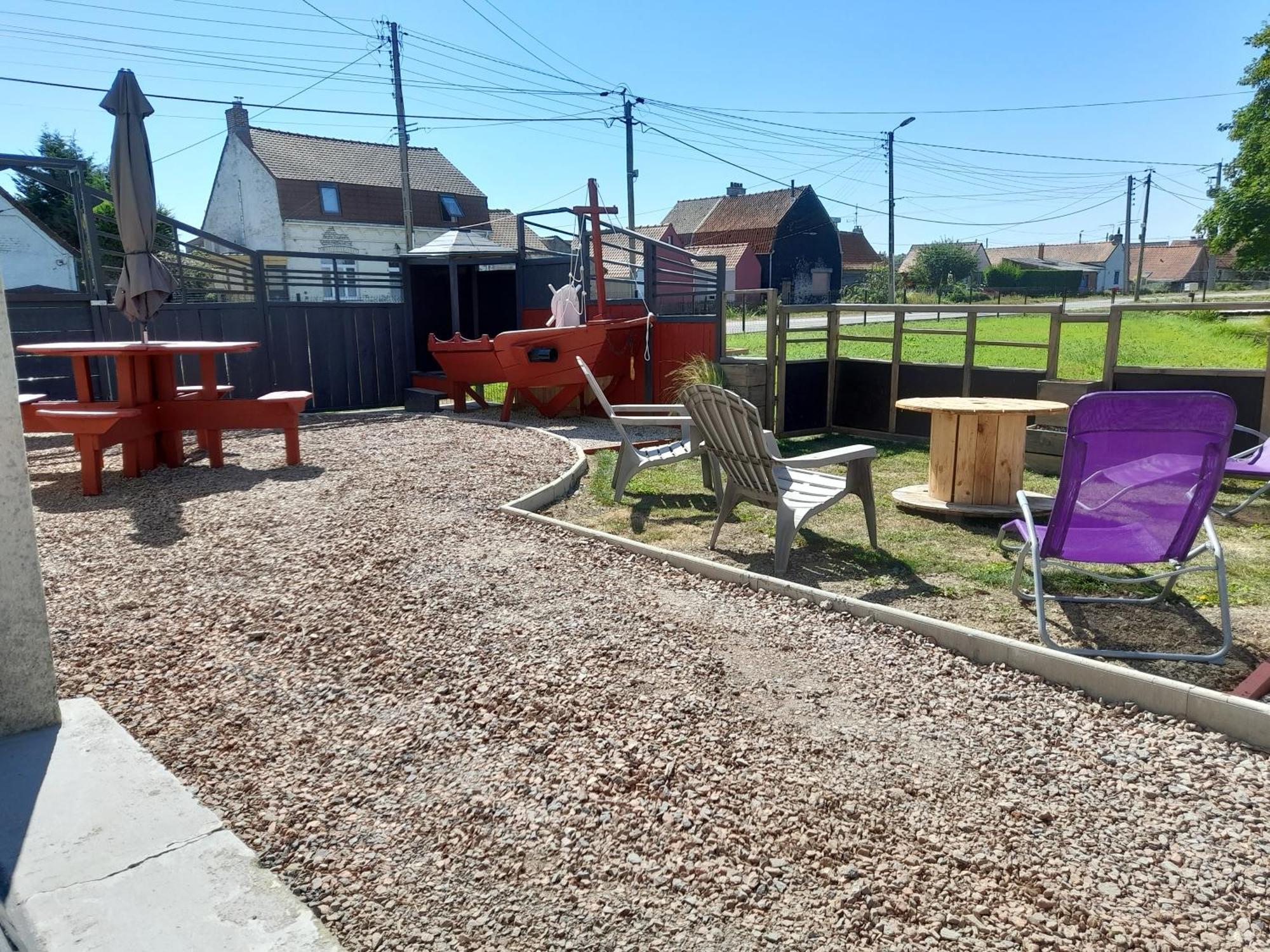 Le Gite Des 4 Saisons Maison De Vacances Avec Parking Et Jardin Saint-Omer  Room photo